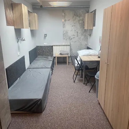 Sciana Podloga Drzwi 旅馆 日拉尔杜夫