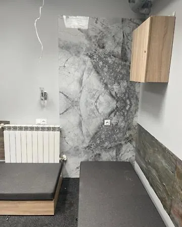 Sciana Podloga Drzwi 旅馆 *